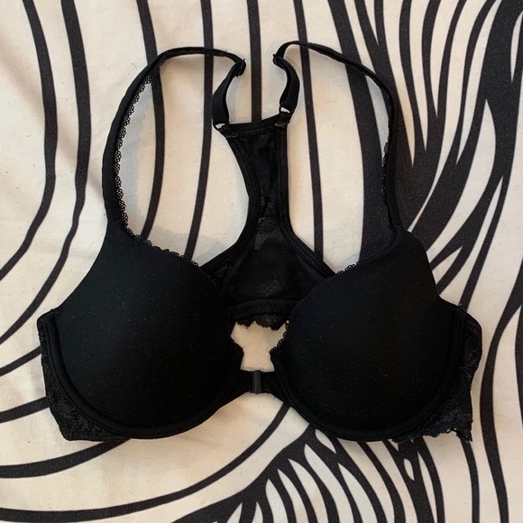VS Racerback Bra 🖤 - Picture 2 of 7
